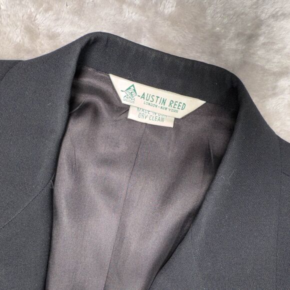 Austin Reed Black Wool Gold Two Button Blazer Matching Skirt Suit Womens 12 - Picture 3 of 16